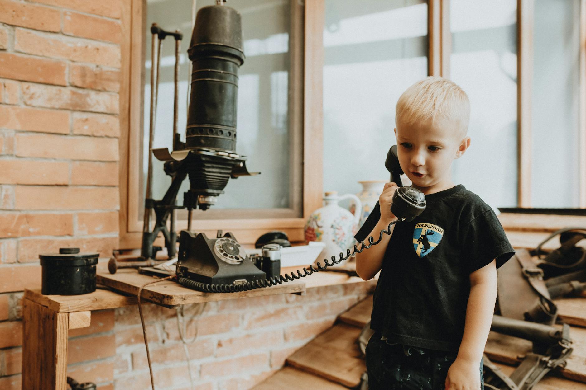 « Comment la société a changé entre hier et aujourd’hui : comprendre l’évolution des mentalités et des modes de vie&nbsp;»